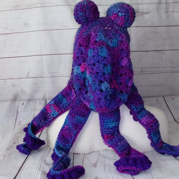 Crochet Purple Octopus Hat Adult Size main image 4